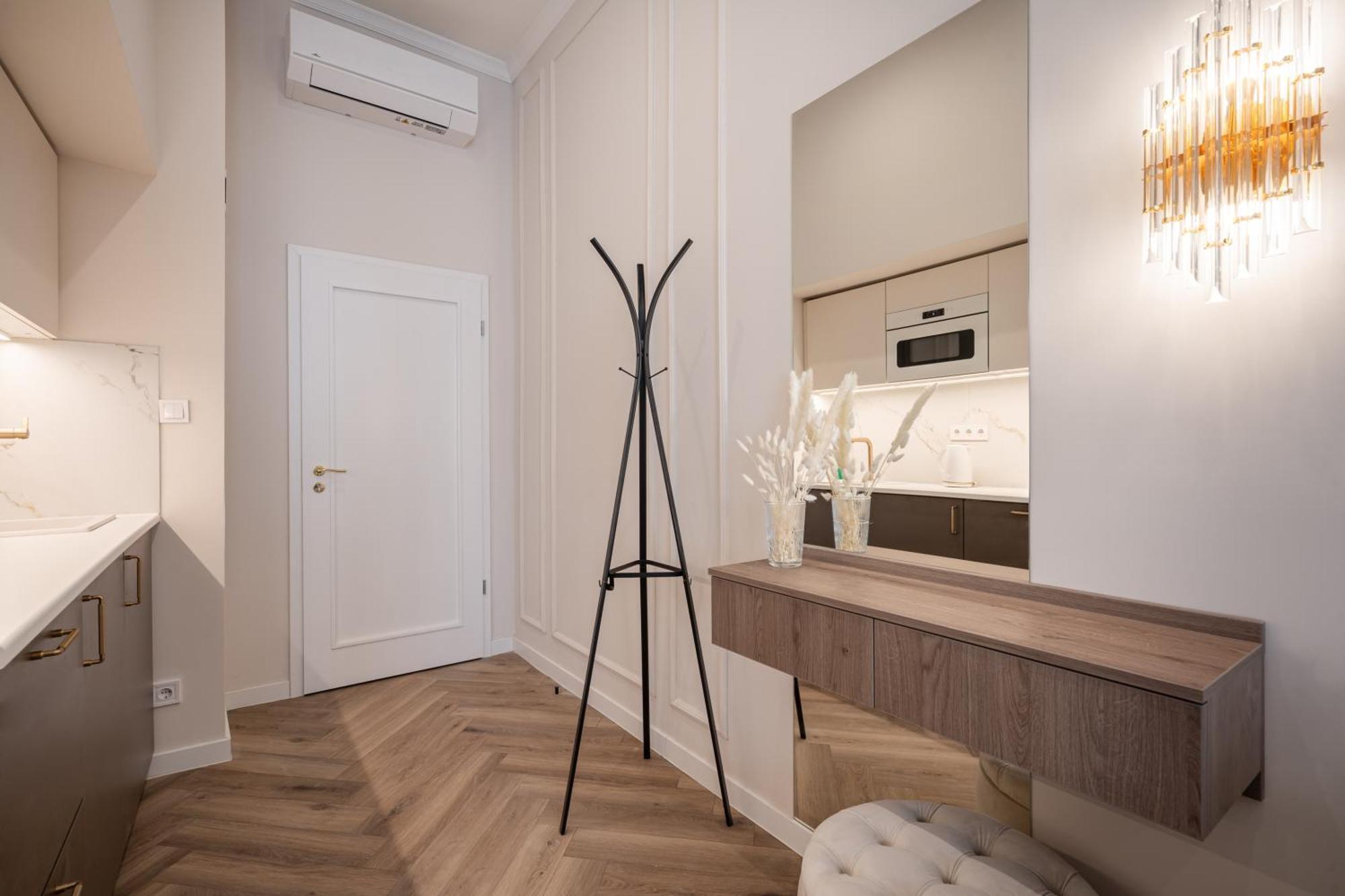 A20 - Boutique Apartment Best Location, By Bqa Budapest Bagian luar foto